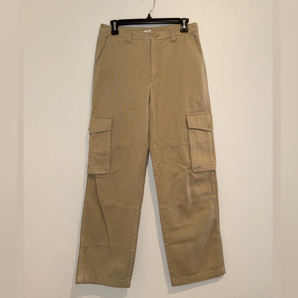 Aritzia Women's Tan Cargo Jeans